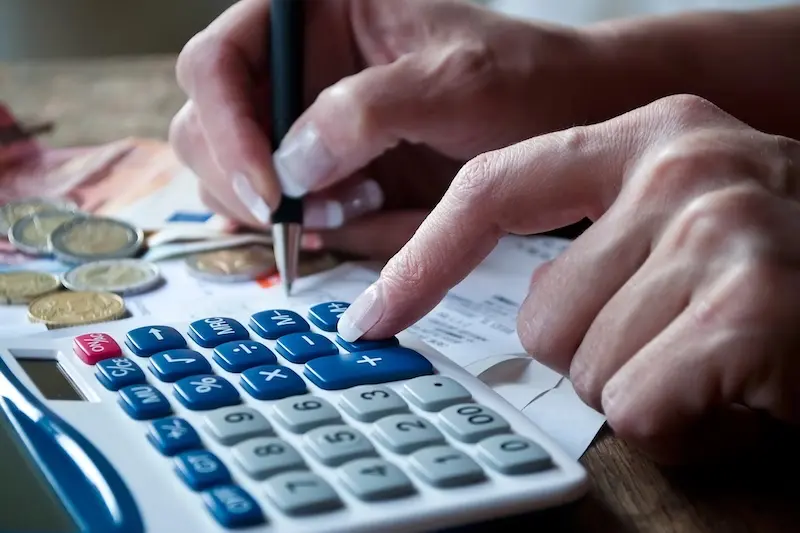 Divorce And Debt Resolution - How Family Law & Personal Insolvency Can Work Together - Alan McGee & Co (1)